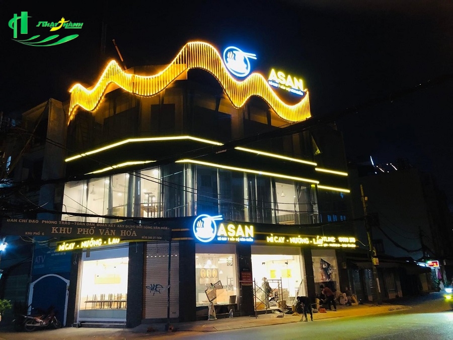 Biển quảng cáo hộp đèn mica