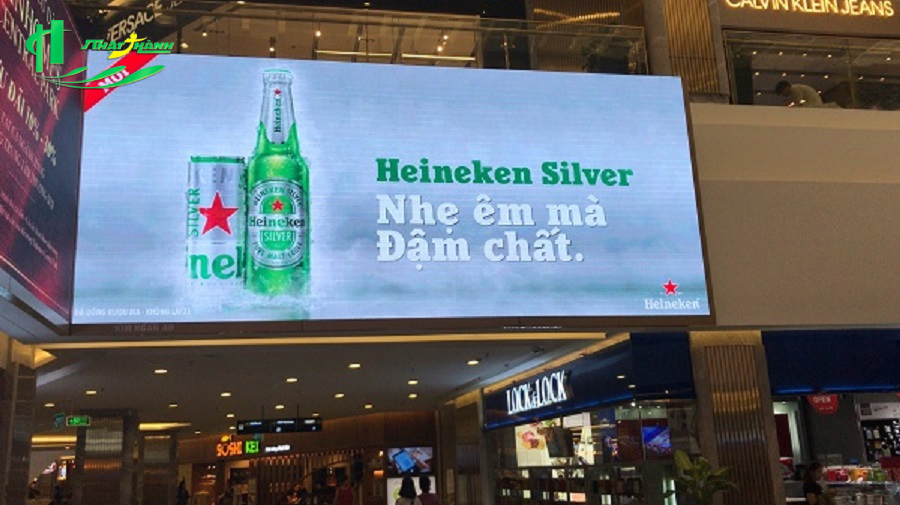 Biển quảng cáo ngoài trời ấn tượng
