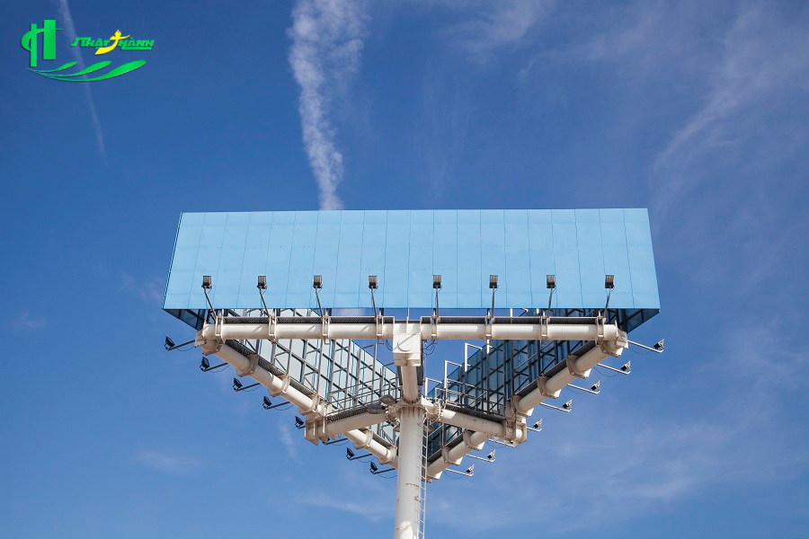 Biển quảng cáo ngoài trời ấn tượng